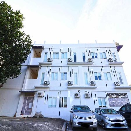 Rumah Kayu Manis Bintaro Jakarta Ngoại thất bức ảnh