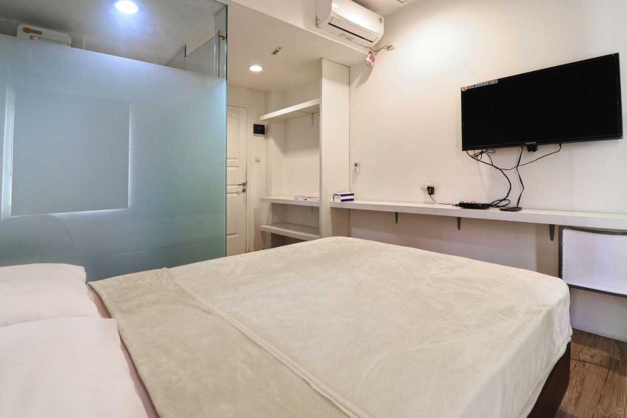 Rumah Kayu Manis Bintaro Jakarta Ngoại thất bức ảnh